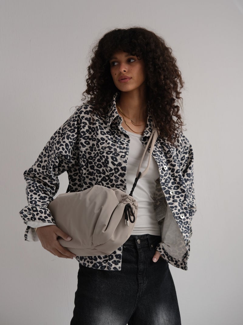 Zuri Medium String Bag - Beige - Image 3